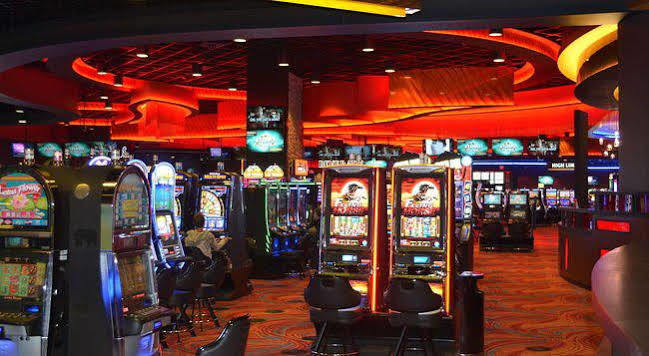 Cherokee Casino Hotel Roland Exterior foto